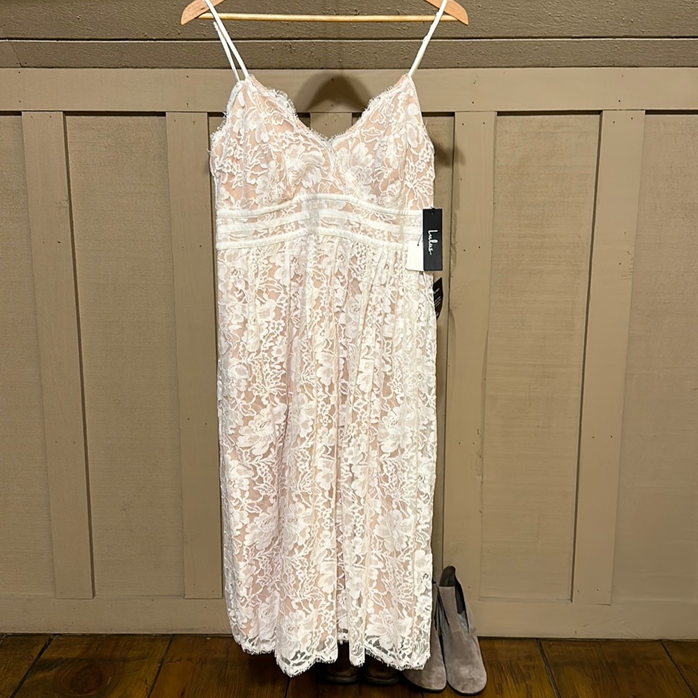 (2/$25) NWT Lulu’s white lace and beige dress Size L